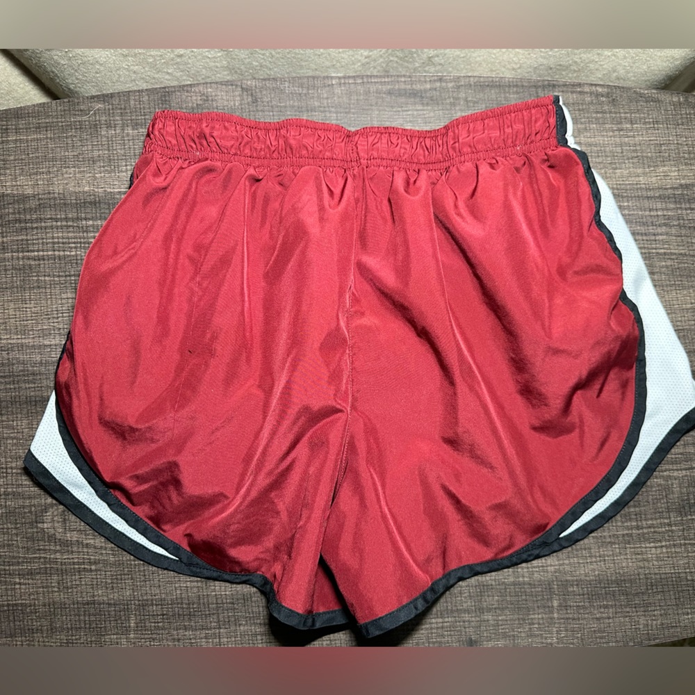 Nike Women's Dry Fit Tempo Shorts - Picture 2 of 4